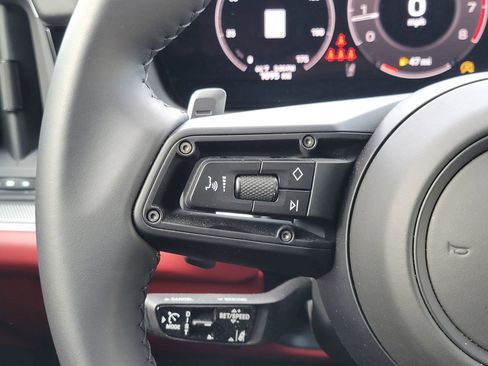 New 2025 Porsche Cayenne Coupe AWD/4WD image 13