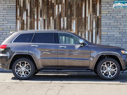 Used 2021 Jeep Grand Cherokee Overland AWD/4WD image 8