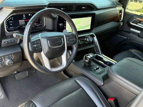 Used 2023 GMC Sierra 1500 Denali w/ Denali Reserve Package AWD/4WD image 7