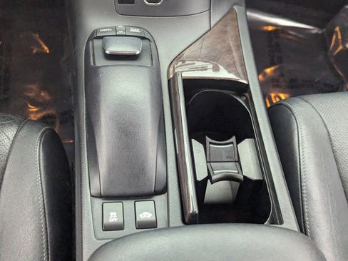 Used 2013 Lexus RX 450h AWD image 23