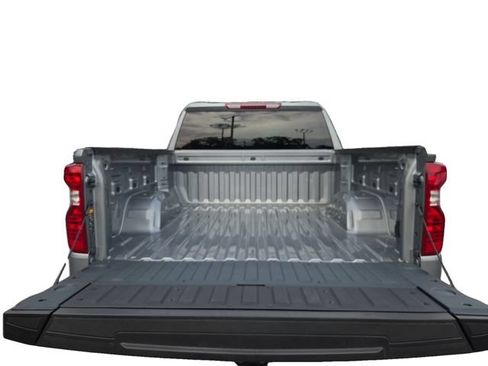 Used 2026 Chevrolet Silverado 1500 LT w/ LPO, Liner Protection Package AWD/4WD image 19