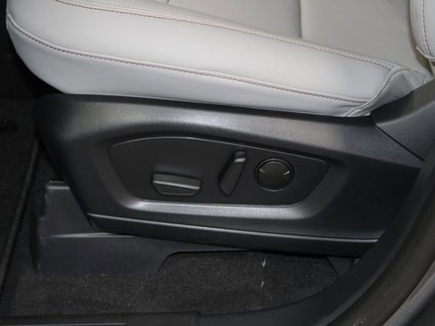 New 2026 Ford Explorer Active w/ Active Comfort Package image 20