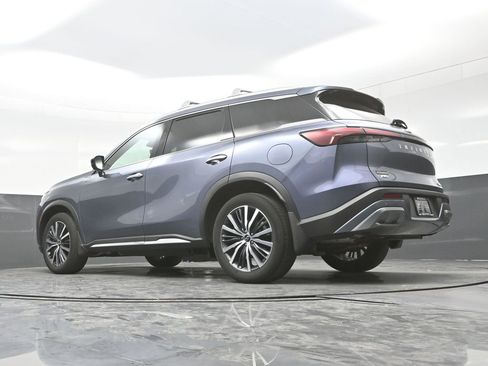 Certified 2025 INFINITI QX60 Sensory w/ Vision Package AWD/4WD image 38