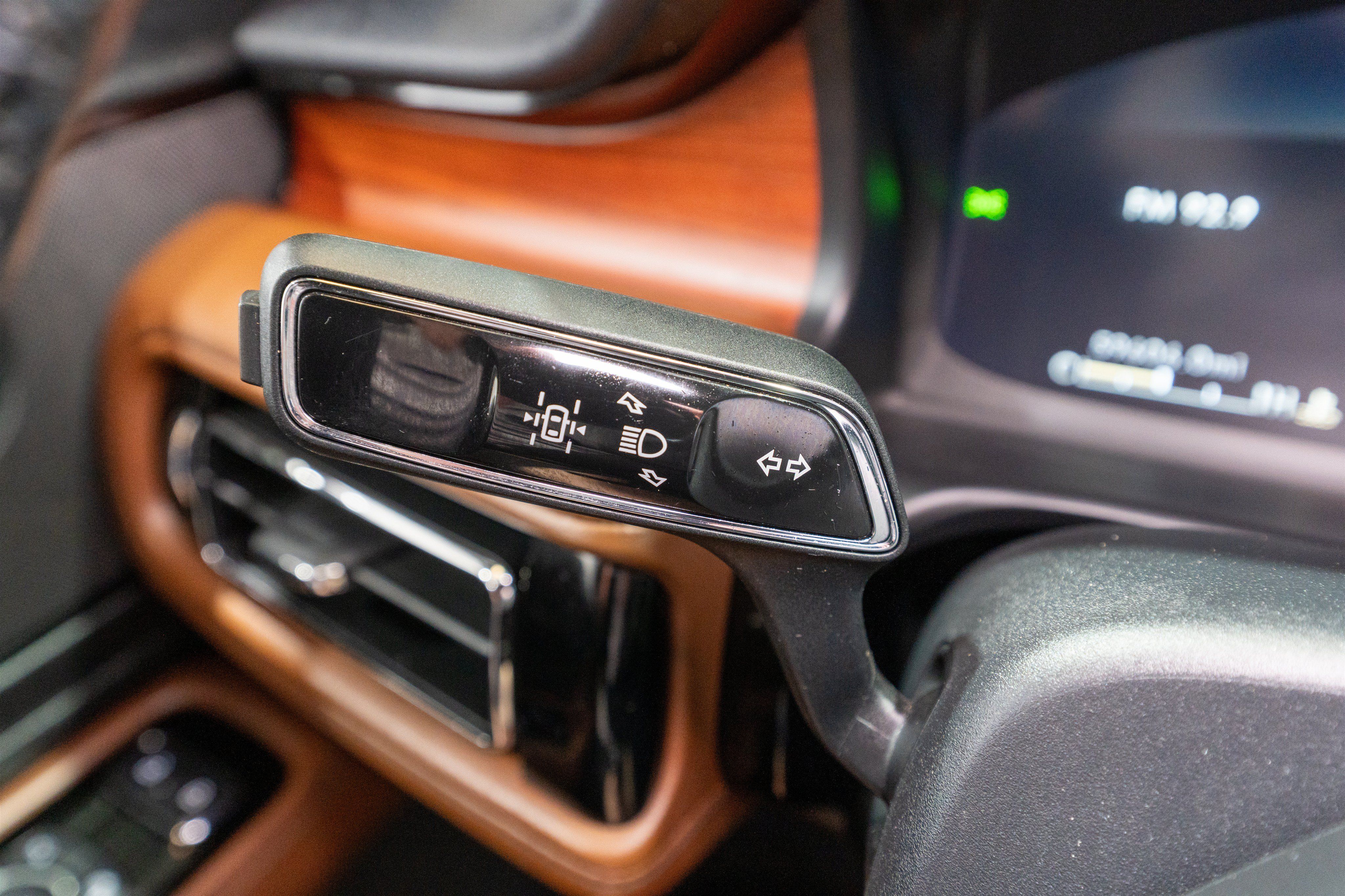 Used 2022 Lincoln Aviator Grand Touring w/ Equipment Group 301A AWD/4WD image 28