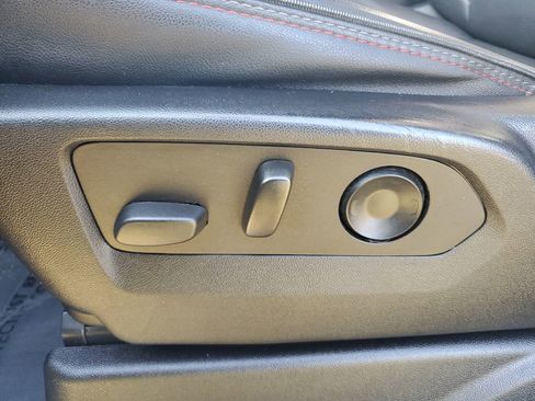 Used 2022 Chevrolet Tahoe RST w/ Sport Performance Package image 23