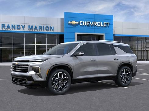 New 2026 Chevrolet Traverse High Country FWD image 2