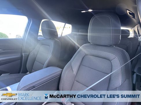 New 2026 Chevrolet Equinox EV LT image 18