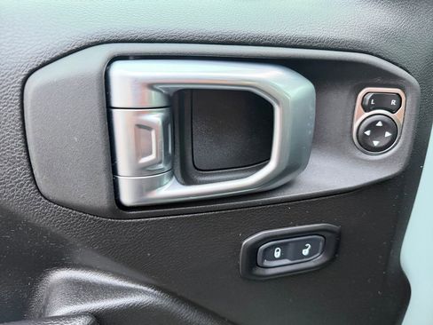 Certified 2023 Jeep Wrangler Sport S image 33