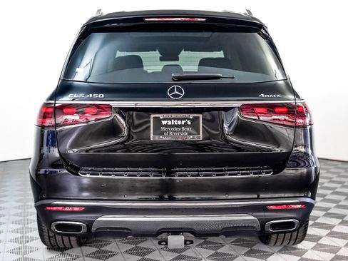 New 2026 Mercedes-Benz GLS 450 4MATIC image 10