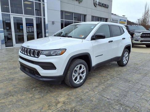 New 2025 Jeep Compass Sport image 2