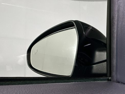 Used 2023 Kia Forte GT-Line w/ GT-Line Premium Package FWD image 16