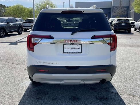 Used 2020 GMC Acadia SLE w/ Driver Convenience Package FWD image 4