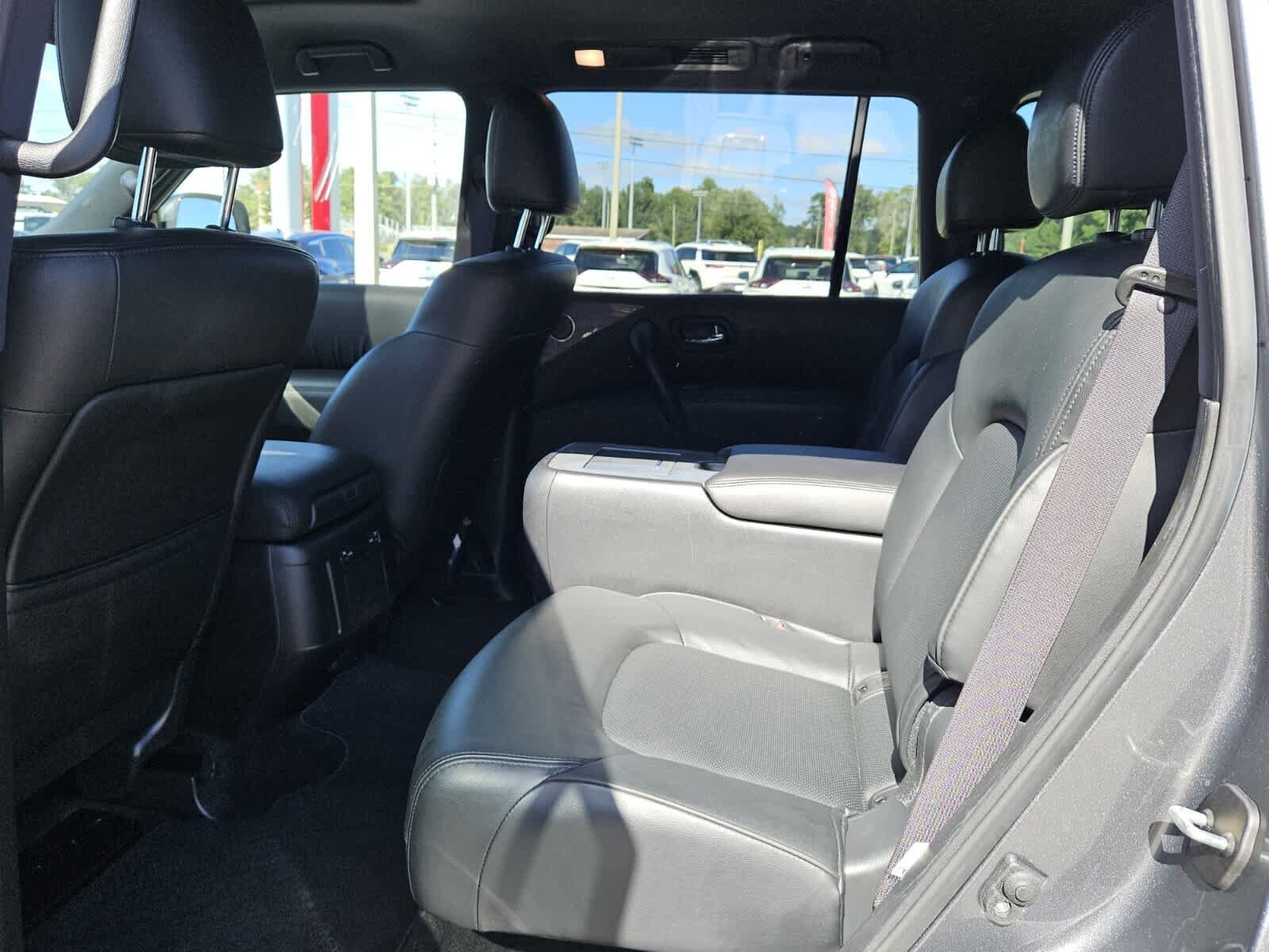 Used 2022 Nissan Armada SL w/ Midnight Edition Package RWD image 4