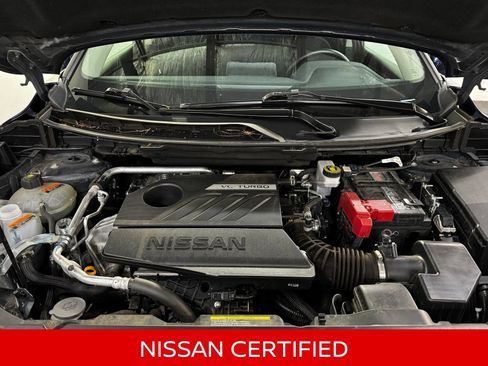Certified 2025 Nissan Rogue SV AWD/4WD image 12