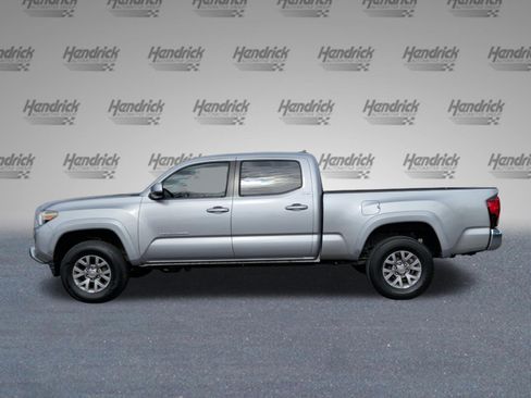 Used 2019 Toyota Tacoma SR5 image 10
