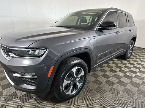Used 2022 Jeep Grand Cherokee Limited 4xe AWD/4WD image 9