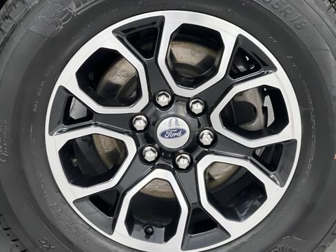 Used 2024 Ford Expedition XLT image 78