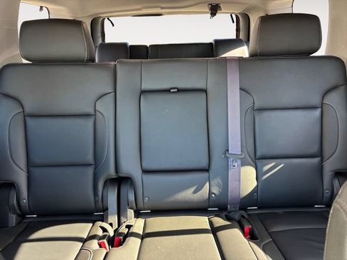 Used 2017 GMC Yukon SLT w/ Open Road Package AWD/4WD image 13