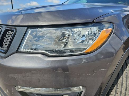 Used 2021 Jeep Compass Latitude FWD image 33
