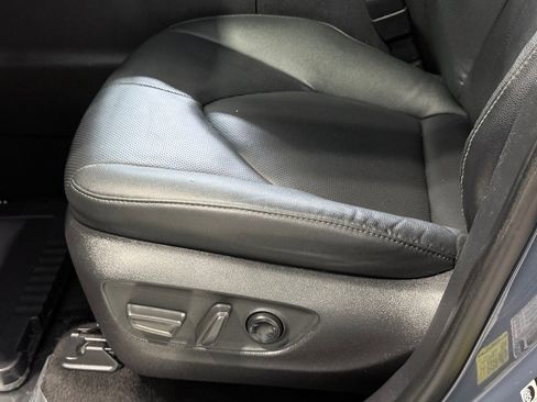 Used 2024 Toyota Grand Highlander Limited image 22