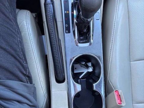 Used 2014 Acura ILX 2.0L w/Premium 4dr Sedan Packa image 18