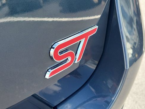 Certified 2022 Ford Explorer ST w/ ST Street Pack RWD image 6