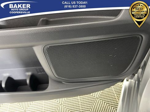 Used 2023 Toyota Sienna XLE image 24