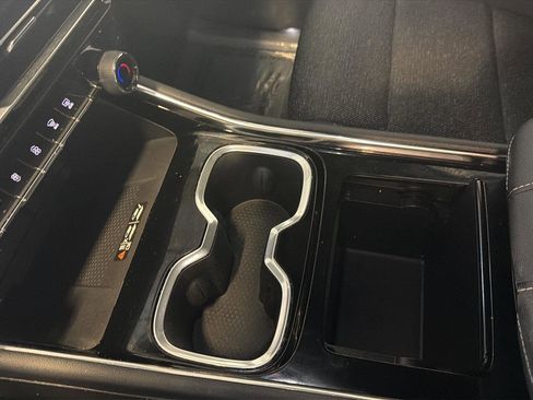 Used 2024 Chevrolet Traverse LT image 15