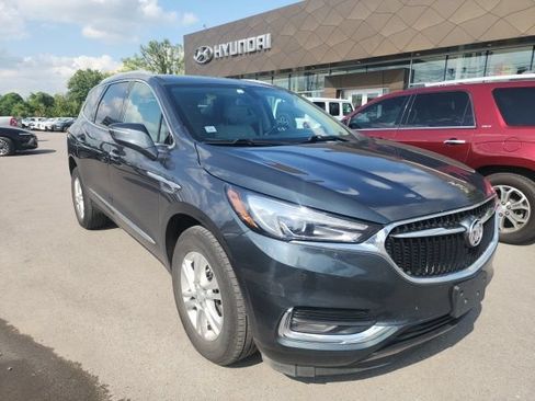 Used 2020 Buick Enclave Essence AWD/4WD image 3