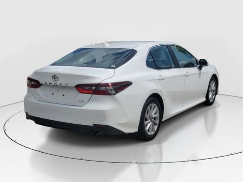 Used 2023 Toyota Camry LE FWD image 3