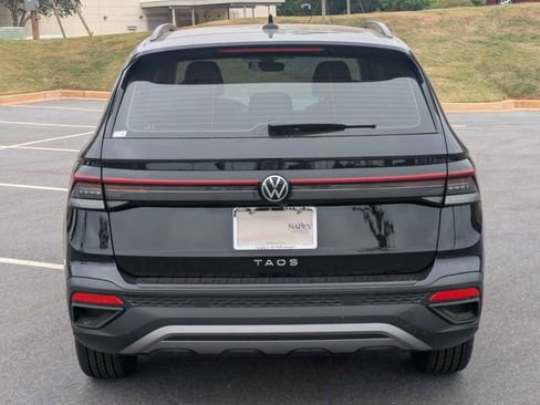 New 2026 Volkswagen Taos S FWD image 5
