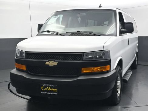 Used 2023 Chevrolet Express 3500 LS RWD image 7