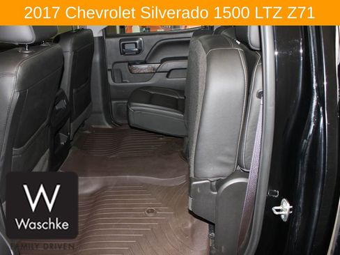 Used 2017 Chevrolet Silverado 1500 LTZ Z71 w/ Realtree Edition image 22