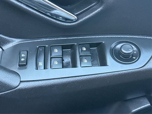 Used 2017 Chevrolet Trax LS FWD image 20
