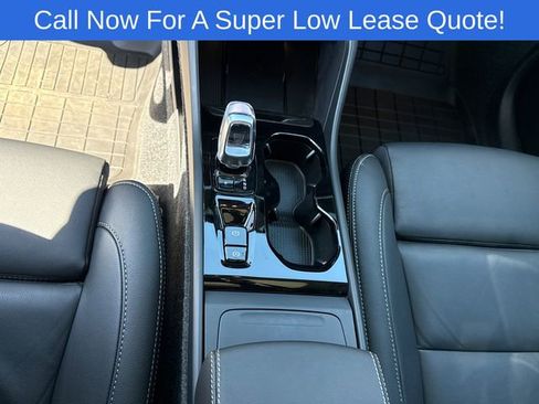Used 2026 Volvo XC40 B5 Plus w/ Protection Package Premier AWD/4WD image 21