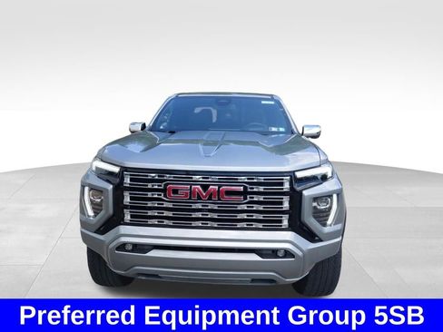 Used 2023 GMC Canyon Denali AWD/4WD image 3