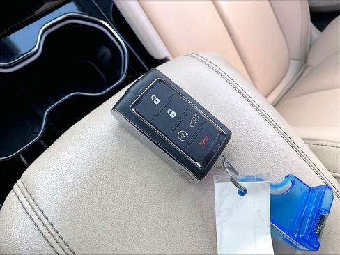 Used 2023 Jeep Grand Cherokee L Limited AWD/4WD image 30