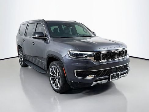 Used 2023 Jeep Wagoneer Series II w/ Premium Group I AWD/4WD image 3