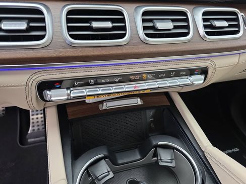 New 2026 Mercedes-Benz GLE 53 AMG 4MATIC image 16