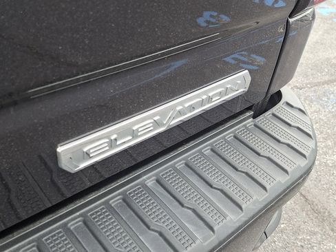 Used 2022 GMC Sierra 1500 Elevation w/ X31 Off-Road Package AWD/4WD image 30