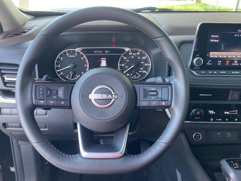 Certified 2023 Nissan Rogue SV w/ SV Premium B Package AWD/4WD image 35