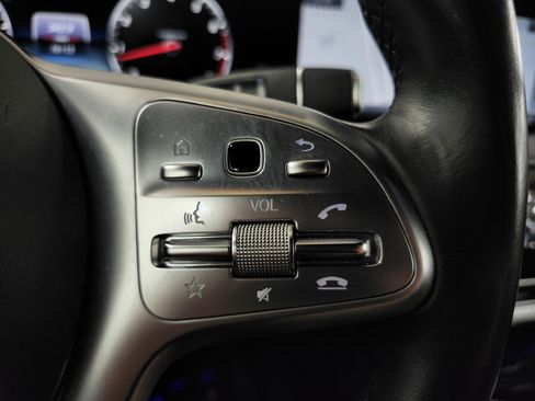 Used 2019 Mercedes-Benz S 560 4MATIC Sedan w/ Premium Package image 13