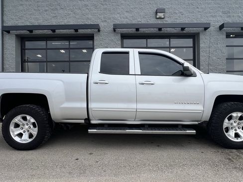 Used 2018 Chevrolet Silverado 1500 LT w/ All Star Edition image 10