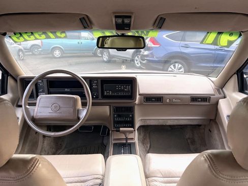 Used 1991 Cadillac Eldorado Coupe image 22