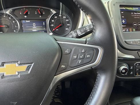 Used 2022 Chevrolet Equinox LT AWD/4WD image 36