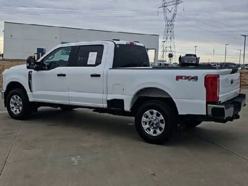 Used 2024 Ford F250 XLT w/ FX4 Off-Road Package image 6