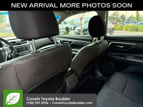 Used 2016 Nissan Altima 2.5 SR FWD image 12