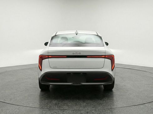 Used 2025 Kia K4 image 6