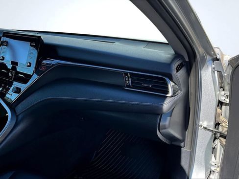 Used 2024 Toyota Camry SE image 24