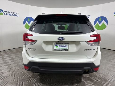 Certified 2023 Subaru Forester Premium image 10